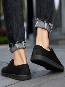 Casual Men'S Sneakers - Black - View 3