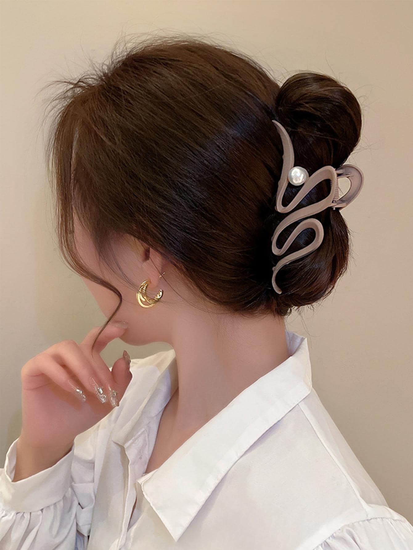 Faux Pearl Decor Snake Design Hair Claw