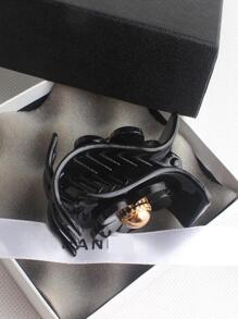 髪爪 - 黑與白 - 查看 2