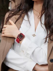 Quadratische Zeiger-Quarzuhr