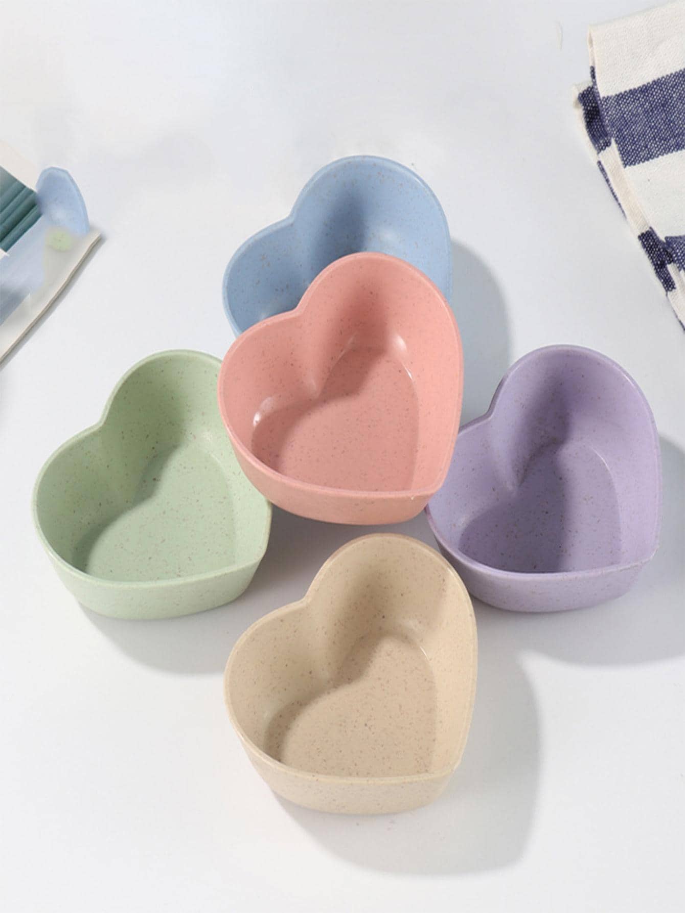 4 件心形酱汁碟，厨房，圣诞礼物，学校用品 - 彩色 - 查看 1