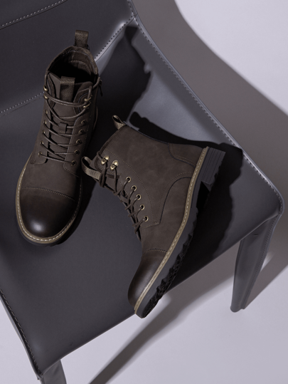 SHOESMALL Men Waterproof Motorcycle Chukka Boots Casual And Stylish Boots For Men Valentine's Day Date Shoes