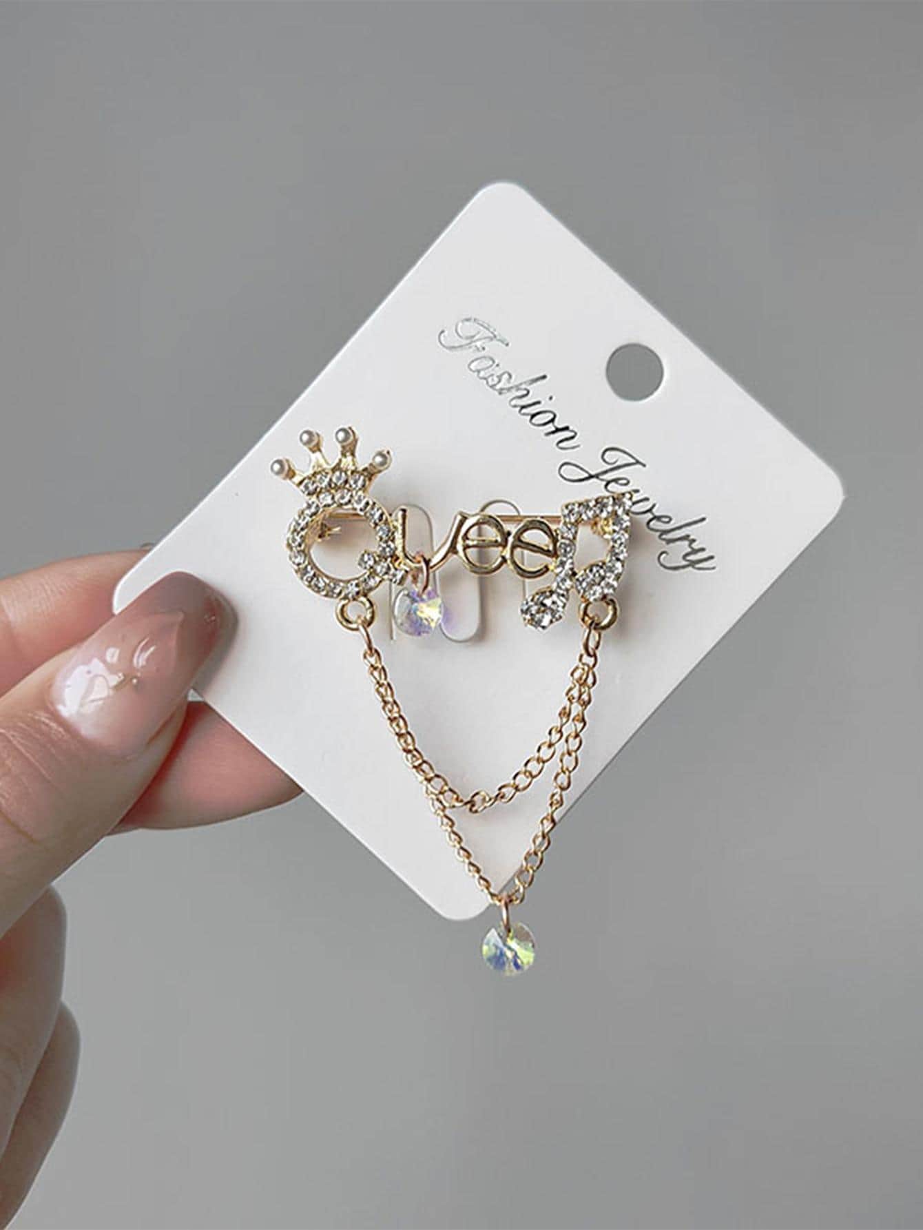 Rhinestone Letter & Crown Design Brooch - Multicolor - View 1