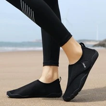 Scarpe sportive traspiranti per coppie, adatte per tapis roulant, spiaggia, escursioni, scarpe da passeggio leggere e antiscivolo - nero - Visualizzare 9