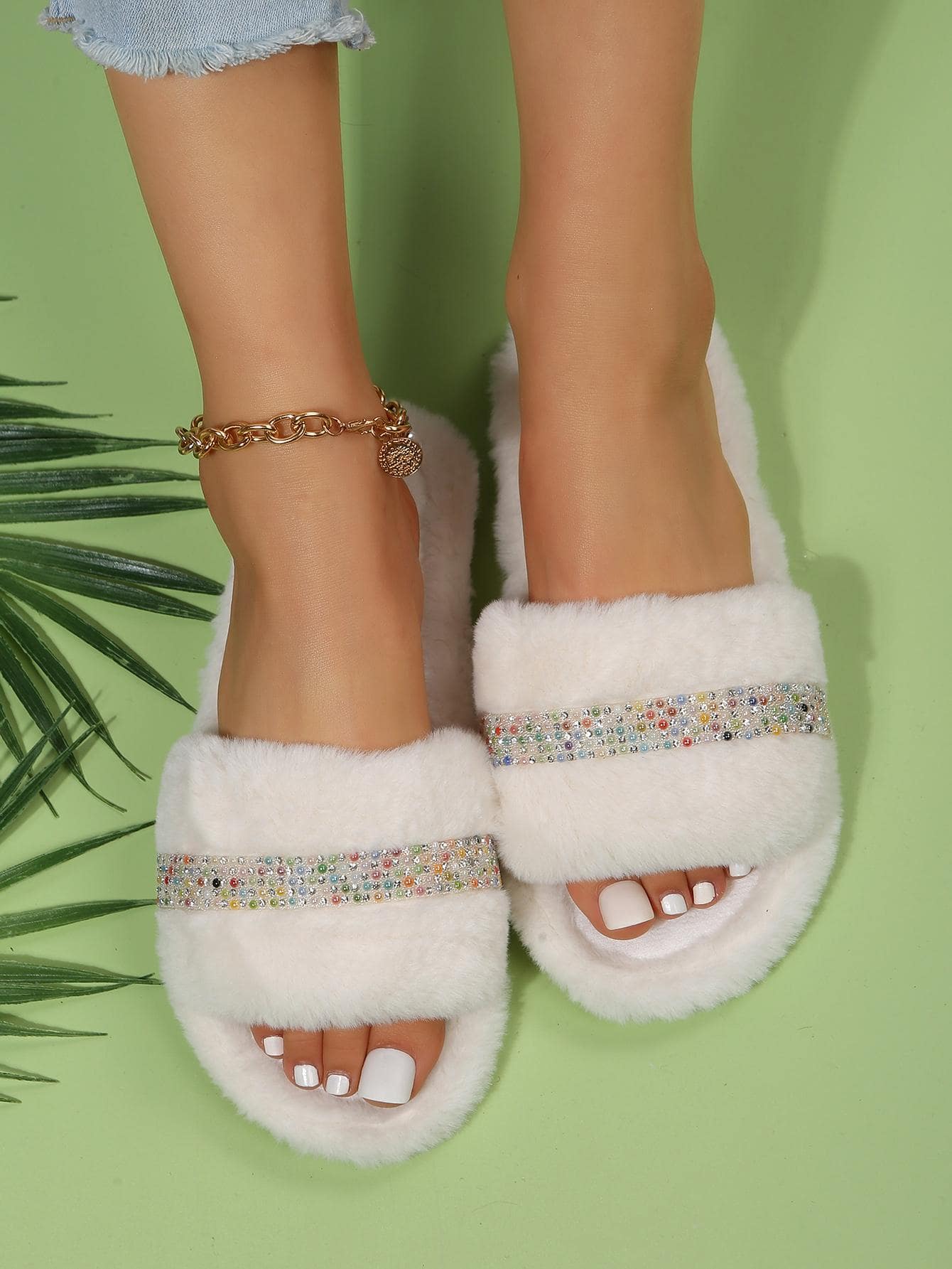 女性水鑽裝飾毛茸茸臥室時尚淺褐色的家居拖鞋