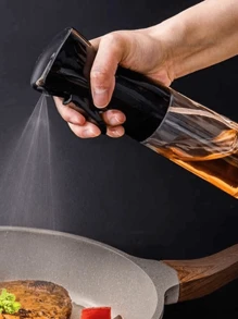 1 pieza transparente de plástico Aceite Spray simple multifuncional Botella de aceite para cocina - Negro - Ver 4