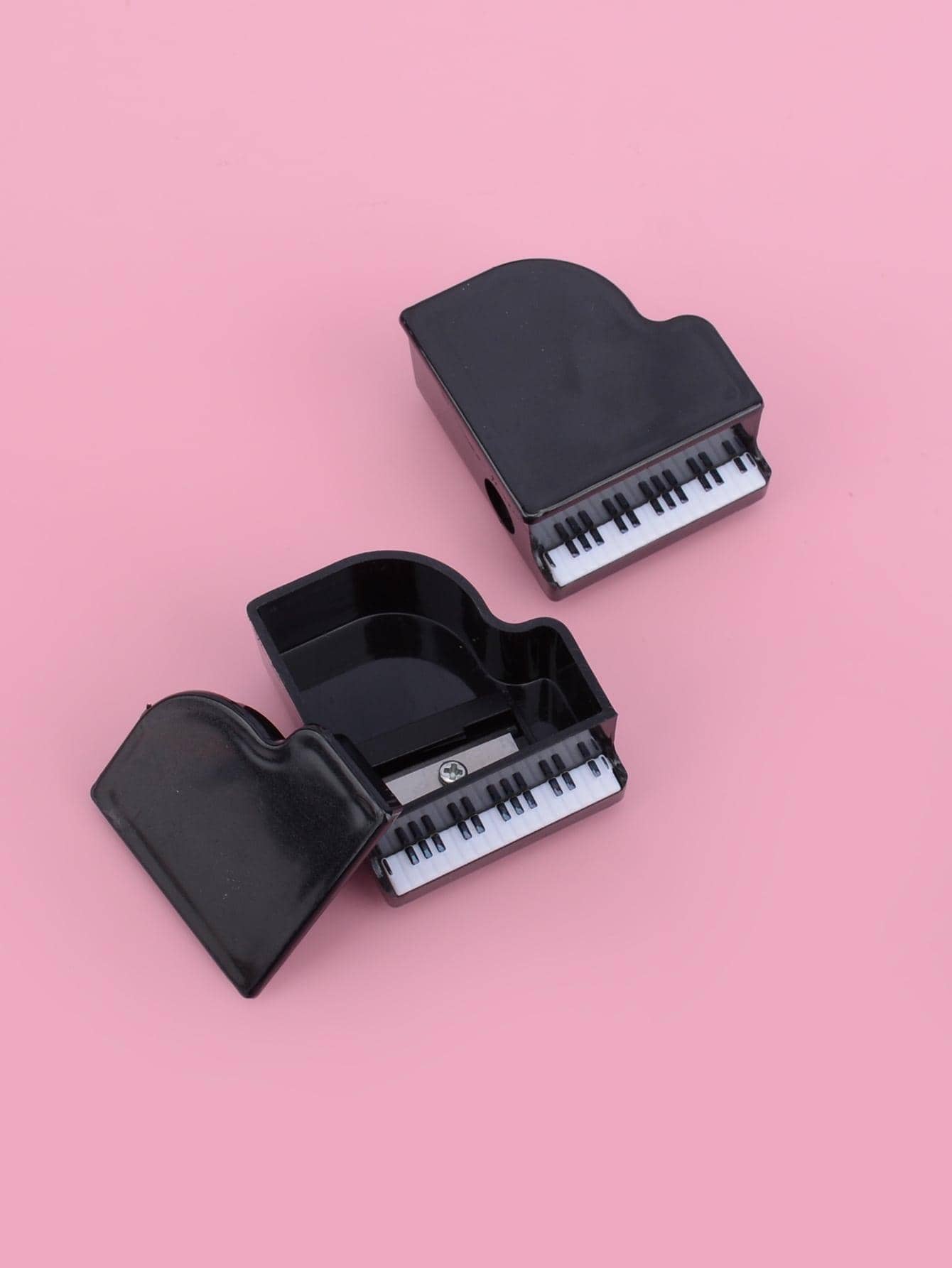 1pc Piano Shaped Pencil Sharpener - Black and White - View 1