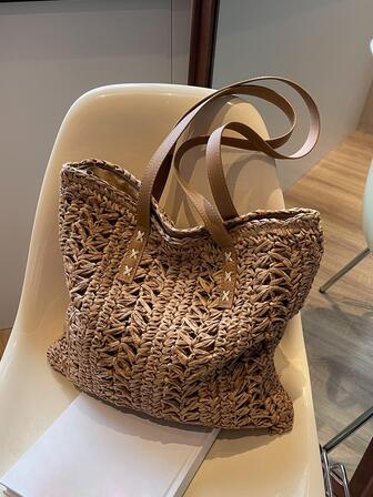MOBAOFANG Medium Hollow Out Design Straw Bag Vacation