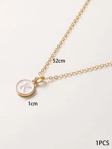1入組時尚鋅合金字母細節圓形吊飾項鍊適合女士日常裝飾