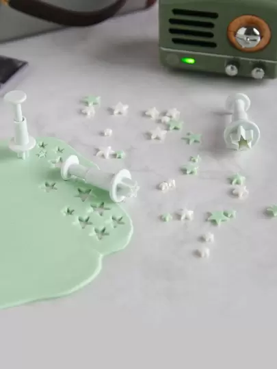 3pcs/set Plastic Cookie Mold, Creative Star Design Mold For Kitchen