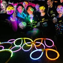 Dream Glow 180pcs Glow Sticks Light Stick Children's Toys Color Luminous DIY Light Stick Bracelet Concert Party Atmosphere Decoration Props Gift Box - Multicolor - View 1