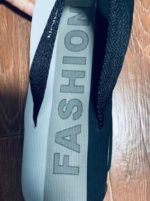 de moda Chanclas para de color combinado de tela con estampado de letra interior Zapatillas - Negro - Ver 6