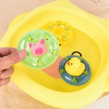 1 vòng bơi PVC mini màu ngẫu nhiên họa tiết vịt - Nhiều màu - Xem 6