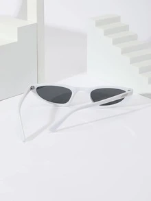 Cat Eye Sunglasses - Black - View 2