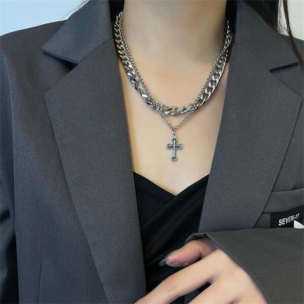 Double Layer Cross Pendant Vintage Necklace For Women, European And American Fashionable Personality Chain, Hip Hop Accessory For Men And Women, Collarbone Chain