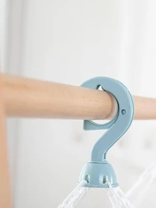 1 móc treo quần áo bằng nhựa có kẹp quần áo - Màu xanh lam - Xem 6