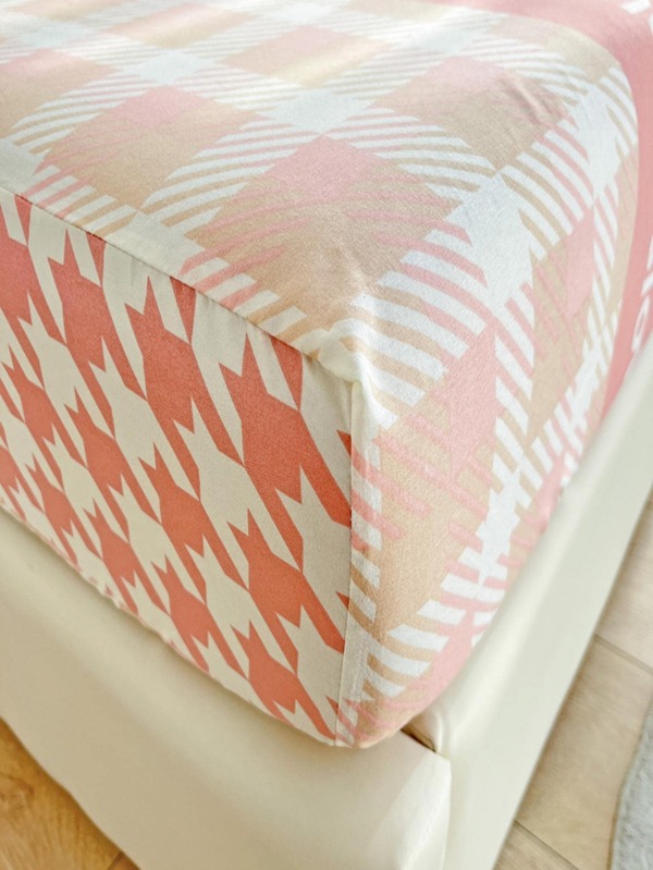 1pc Grid Pattern Skinfriendly And Comfortable Fitted Sheet SHEIN USA