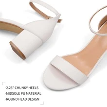 Women 2.25 In Chunky Low Heels Open Toe Block Heeled Dress Ankle Strap Pump Wedding Sandals - 白色 - 查看 3