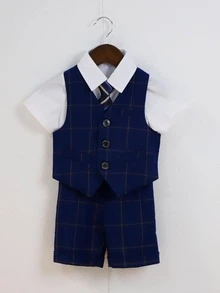 小男童格紋印花馬甲和短褲和襯衫和系帶