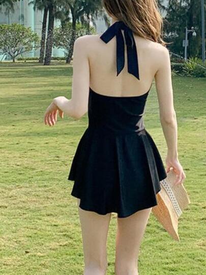 女士保守款泳衣，带裙摆，遮住腹部，显瘦，2024新款时尚泳装，夏季度假沙滩黑色