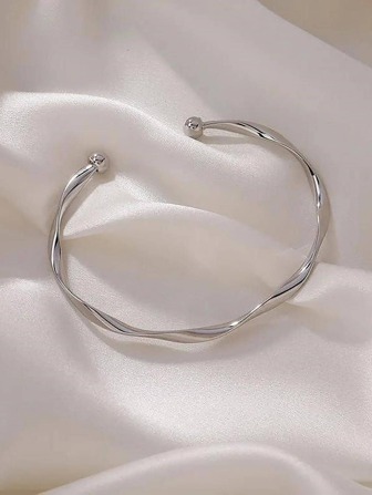 Twist Design Cuff Bangle