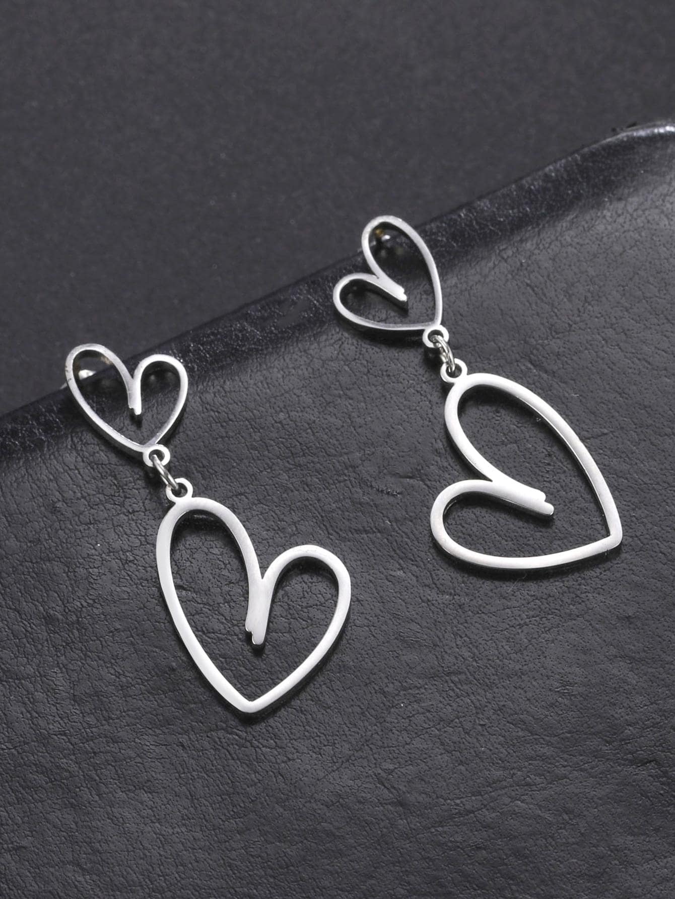 心形耳墜 - 銀色 - 查看 1