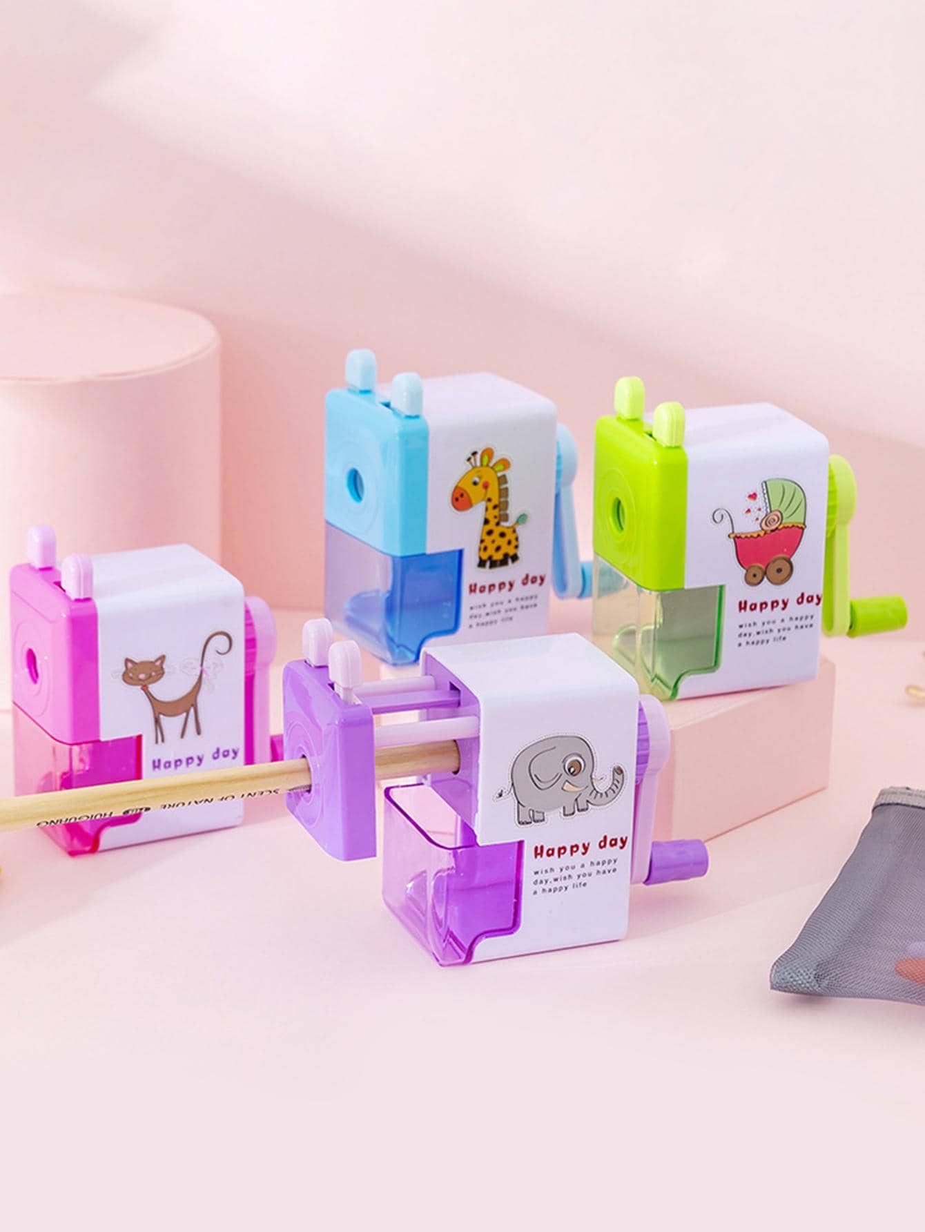 1pc Cartoon Graphic Pencil Sharpener, Creative Portable Pencil Sharpener For Children, Student, Office - Pink - View 1