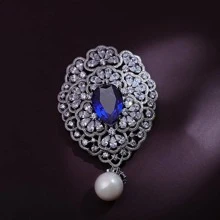 水鑽裝飾胸針 - 銀色 - 查看 2