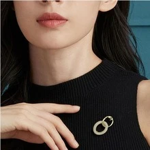 水鑽裝飾圓形設計胸針 - 金色 - 查看 2