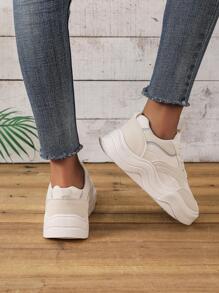 Phụ nữ có dây buộc phía trước Bản vá trang trí chi tiết đục lỗ Giày thể thao, giày thể thao ngoài trời Skate - Màu be - Xem 6