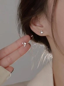 Star Stud Earrings - Silver - View 3