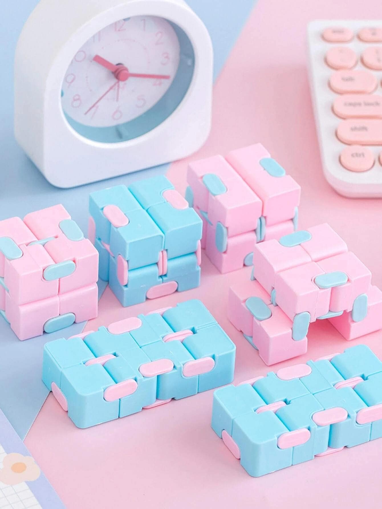 1pc Random Magic Cube Design Toy - Multicolor - View 1