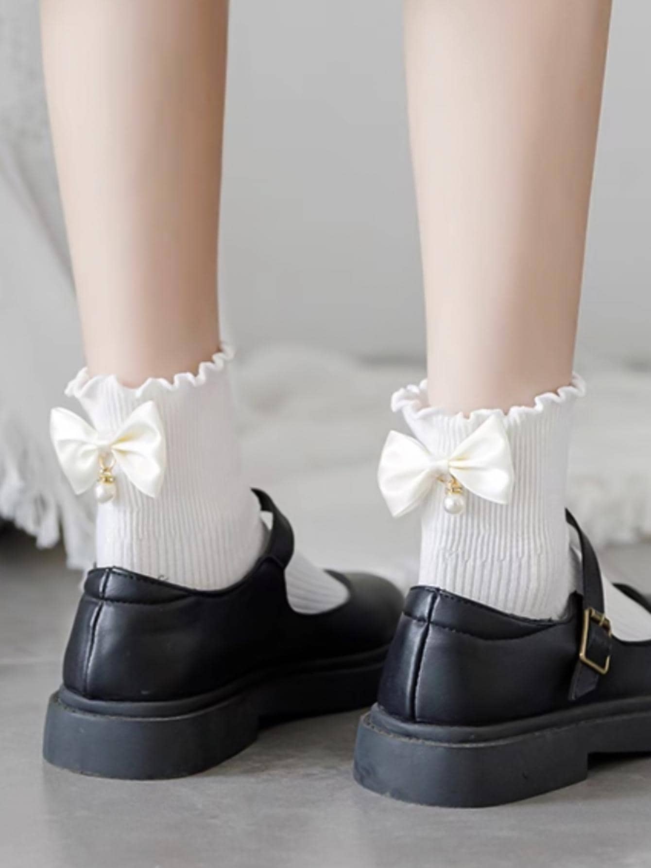 Bow Decor Crew Socks, Fall