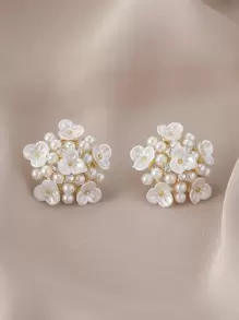 花朵與仿珍珠裝飾耳環 - 白色 - 查看 2