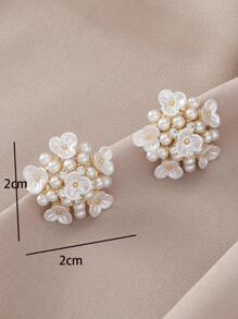 花朵與仿珍珠裝飾耳環 - 白色 - 查看 3