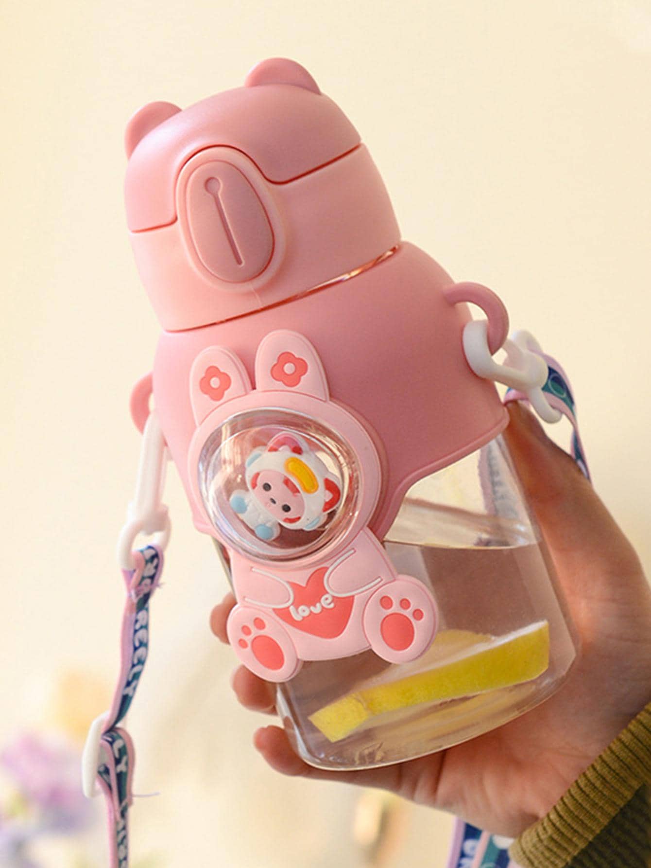 1 pieza Botella de agua circular a prueba de fugas de 600ml con diseño de dibujos animados lindos, tapa con pajita - Plástico, diseño anti-derrame, perfecto para viajes, actividades al aire libre y ejercicio - Rosa - Ver 1