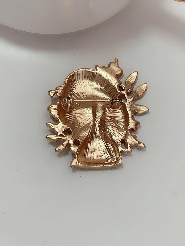 Figure Design Brooch SHEIN USA