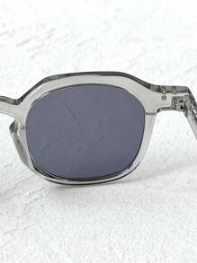 1 件男士时尚 PC 眼镜，几何图案装饰，休闲墨镜，配饰，沙滩配饰，眼镜，墨镜，街头风格，适合毛衣夹克，运动衫，连帽衫，皮裤和工装裤，适合夏季海滩度假、户外、旅行 - 灰色 - 查看 3