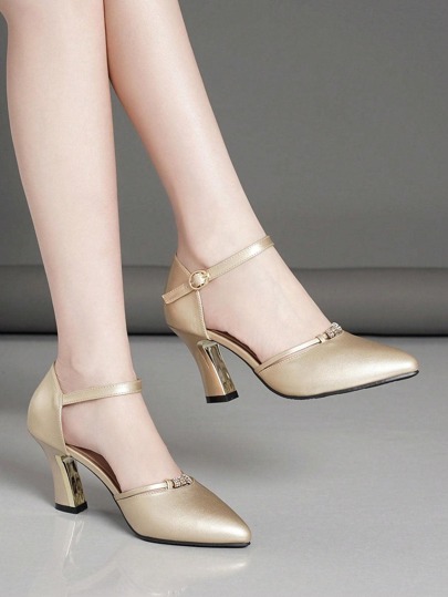 حذاء كعب رباط الكاحل بديكور حجر الراين باصابع قدم مدبب حذاء كعب مكتنز براقة خارجي ميتالك نساء