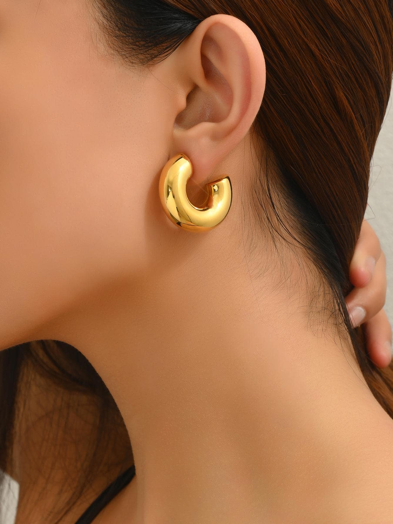 18K 镀金 1 对不锈钢首饰，金色耳钉，时尚空心圆形大环耳环，适合女士，日常佩戴和节日礼物，姐妹礼物 - 金黃色 - 查看 1