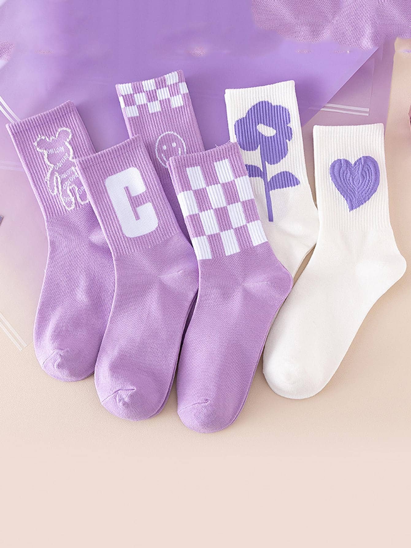 1雙女士隨機愛心圖案休閒中筒襪適用於日常生活 - 彩色 - 查看 1