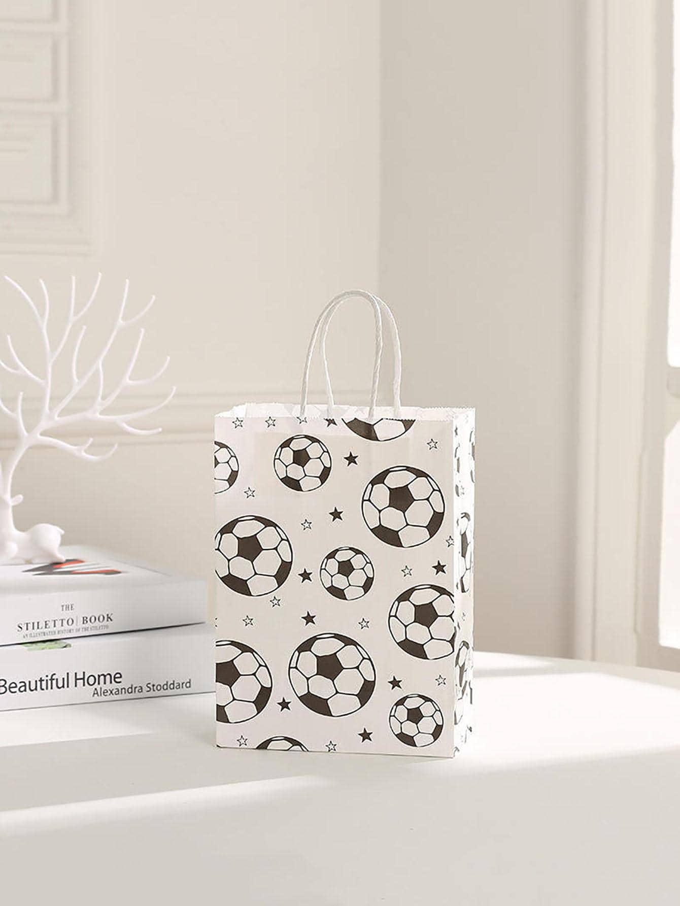 Túi quà tặng in hình bóng đá 6 cái - Đen và trắng - Xem 1