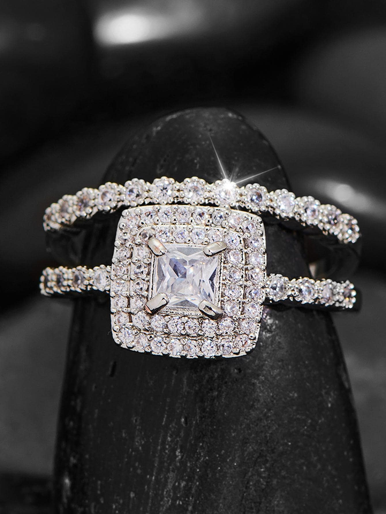 2 Cái/bộ Nhẫn Trang Trí Đá Cubic Zirconia Cho Vẻ Ngoài Phong Cách Dành Cho Nam Quà Tặng Cho Bữa Tiệc - Bạc - Xem 1