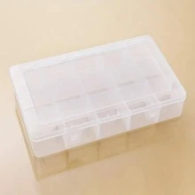 Organisateur de rangement en plastique transparent de 15 grilles, parfait pour les bijoux, l'artisanat et plus encore. Cadeau idéal pour la rentrée scolaire