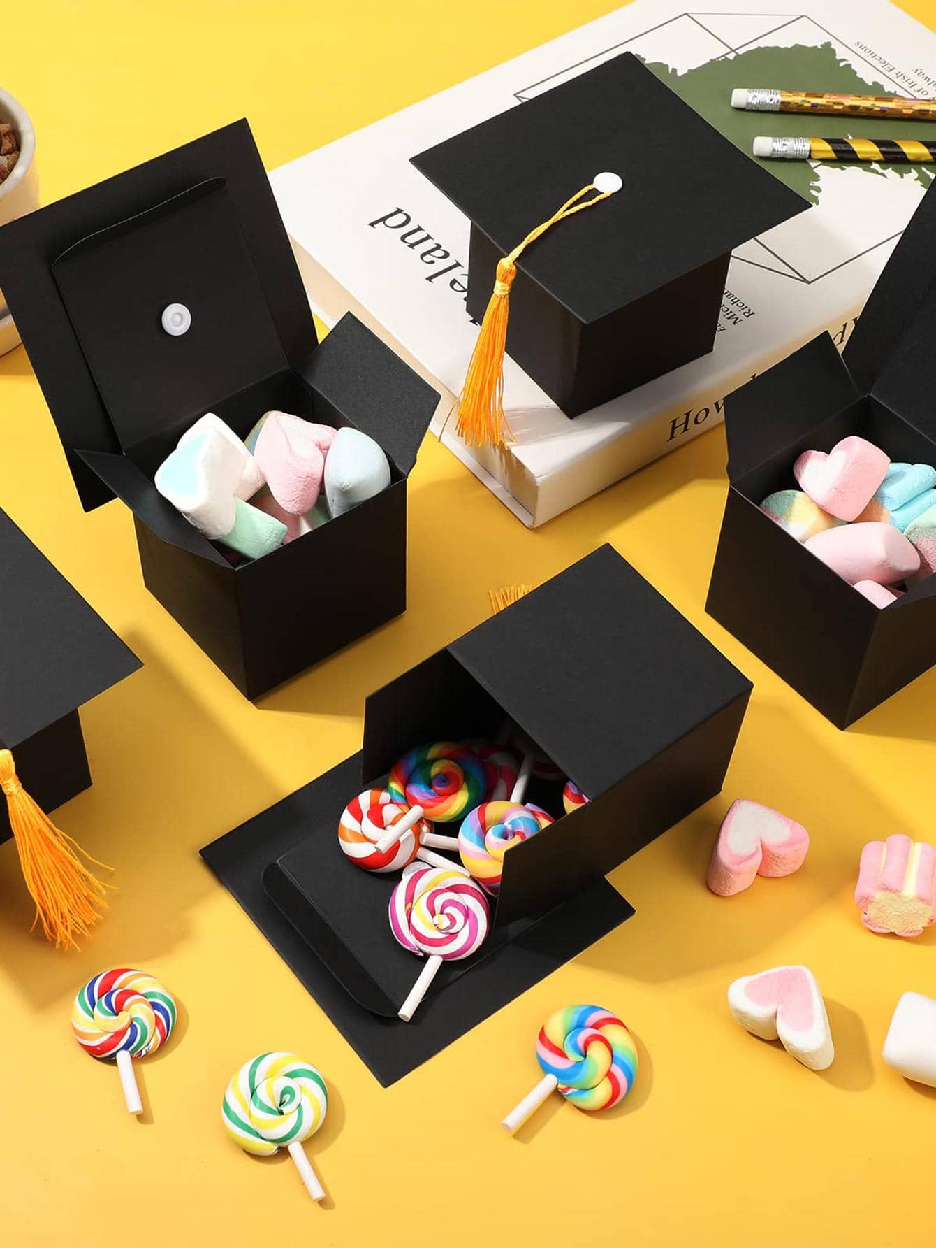 5pcs/set Paper Packaging Box, Creative Tassel Decor Graduation Hat Design Candy Packaging Box For Graduation Party