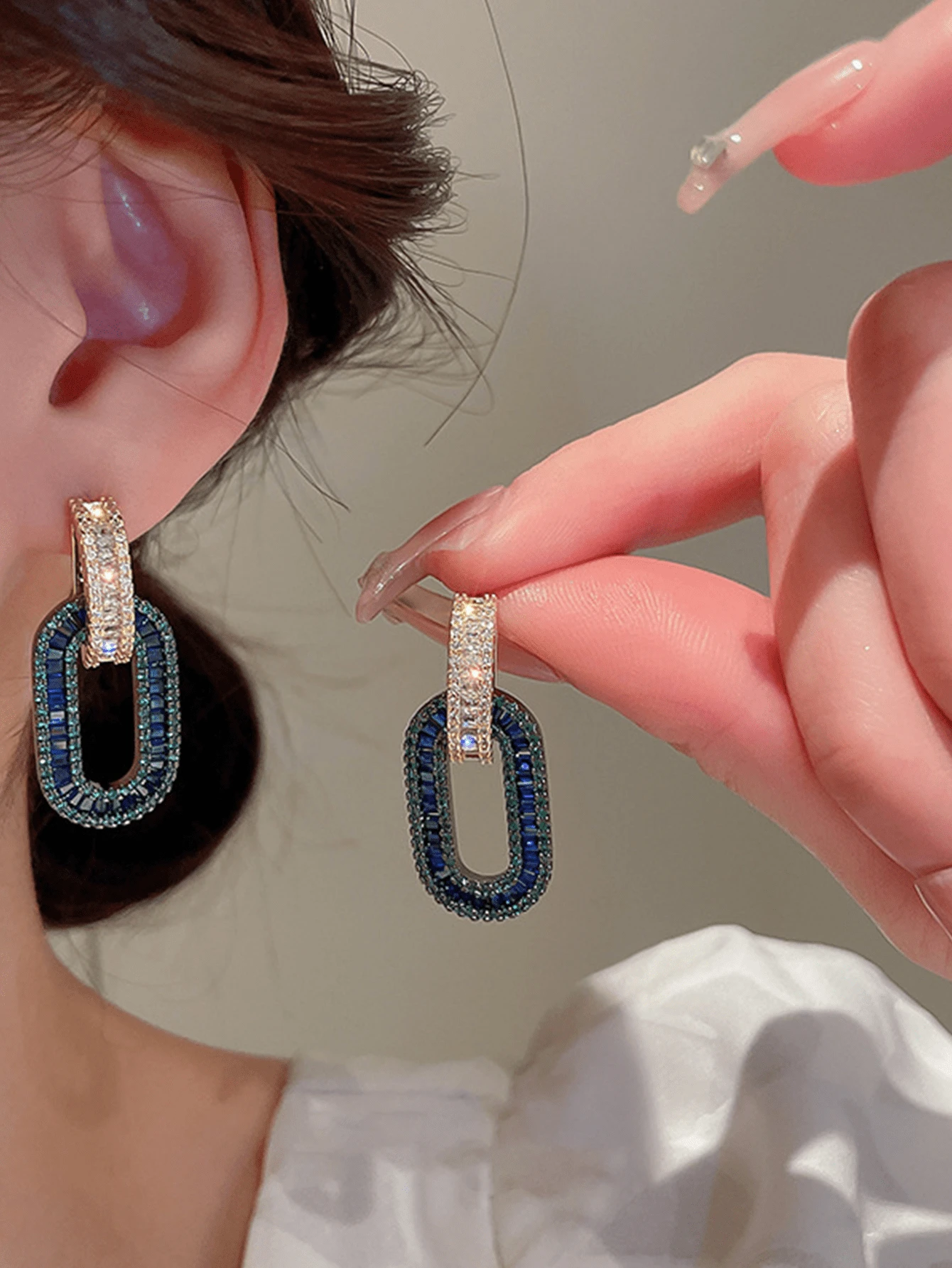 1 Pieza Pendiente Ovalado De Lujo Y Romántico Con Incrustaciones De Diamantes De Imitación Azul Rhine Para Mujeres, Regalo Para Fiestas/compromisos - azul real - Ver 1
