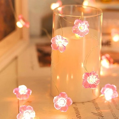 1 lámpara de cadena de alambre de cobre con forma de flor de cerezo, adecuada para regalos de decoración del hogar