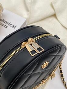 迷你圓形包PU皮革黑色衍縫樹和字母墜飾時尚