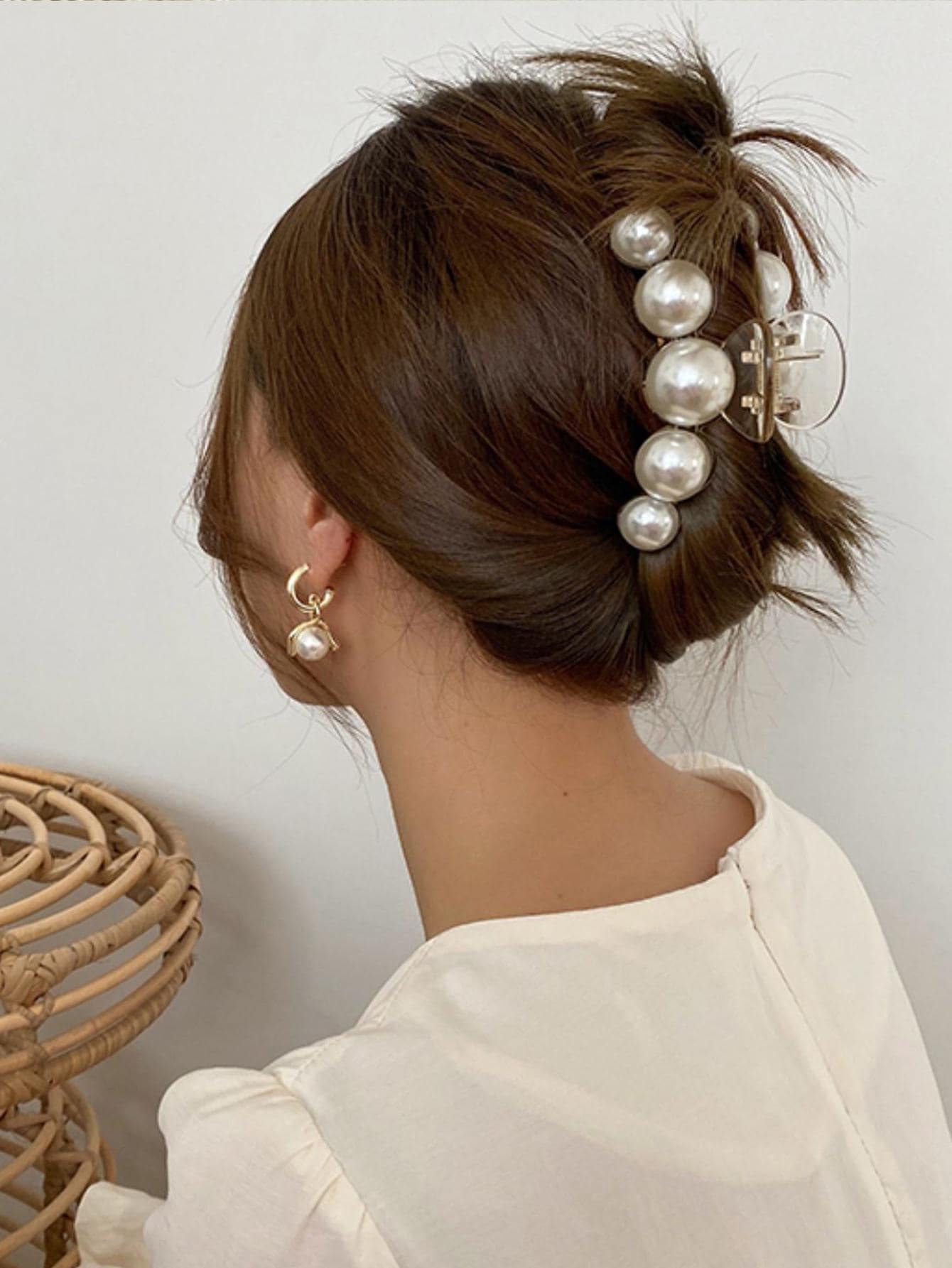 1 Phụ Nữ Ngọc Trai Giả Trang Trí Vuốt Tóc Lớn Thanh Lịch Để Trang Trí - Màu be - Xem 1