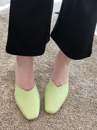 Women Square Toe Chunky Heeled Mule Pumps, Fashionable Outdoor Green Pumps